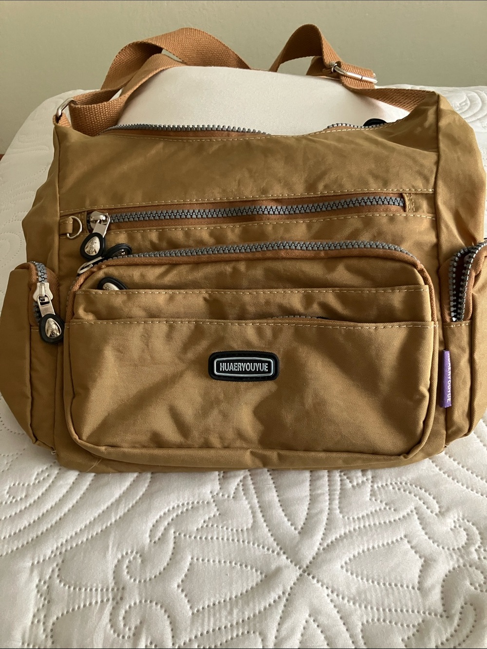 Huaeryouyue nylon bag